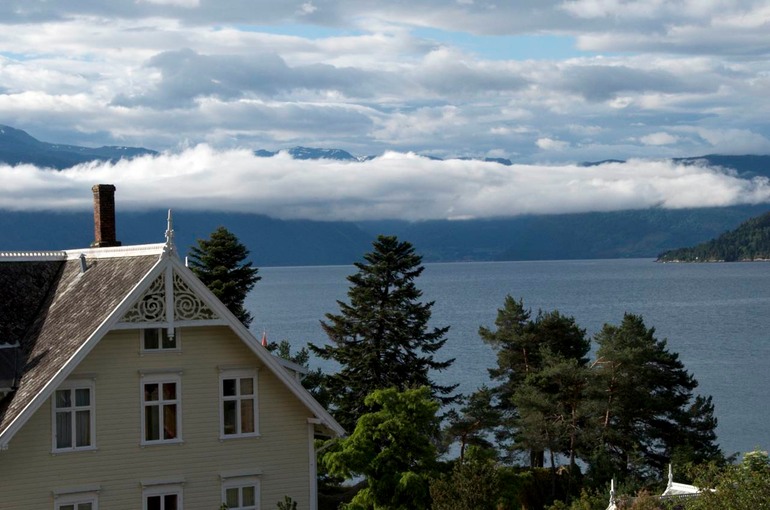 DSC_2789 Norway 2011-07-18 08.49.16