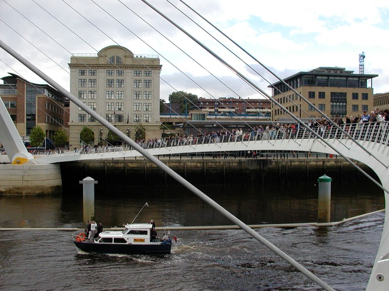 Blinking Eye Bridge